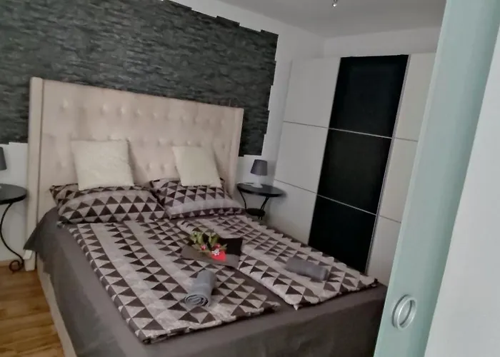 Villa Marilona Appartement 5-6 Personen Im Eg Direkt Am Meer * 비르