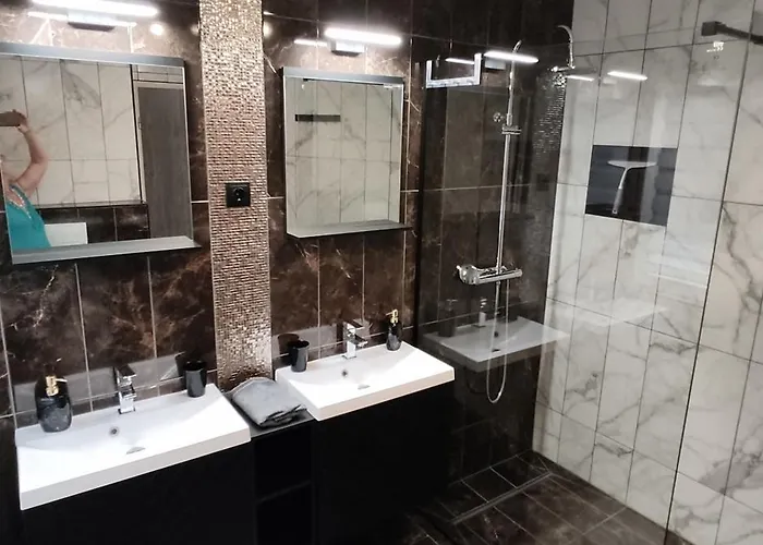 Villa Marilona Appartement 5-6 Personen Im Eg Direkt Am Meer 아파트 *