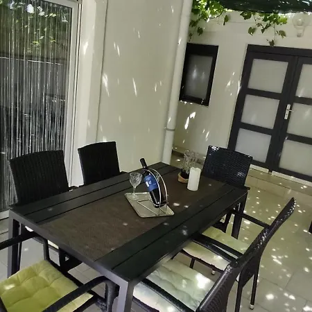 Apartment Marilona 2 Im Eg Direkt Am Vir